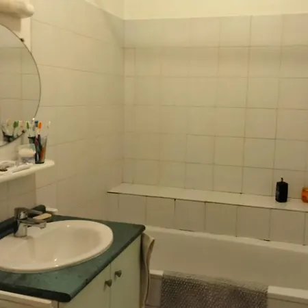 Proche Pantheon - Voisin De Emily In Apartment Paris