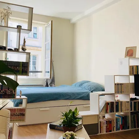 Proche Pantheon - Voisin De Emily In Apartment *