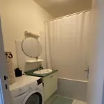 Proche Pantheon - Voisin De Emily In Apartment Paris